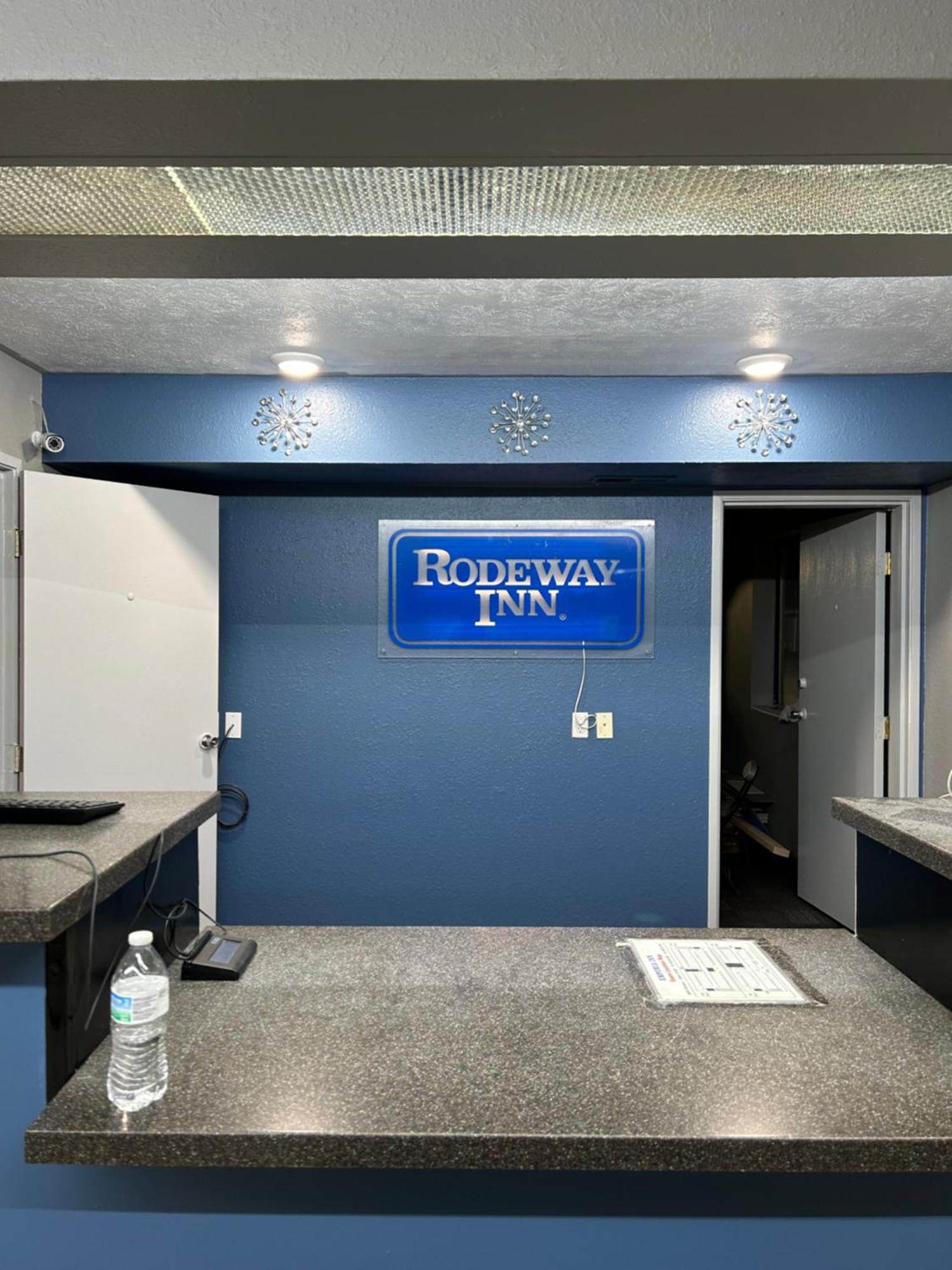 Rodeway Inn Emporia Ngoại thất bức ảnh