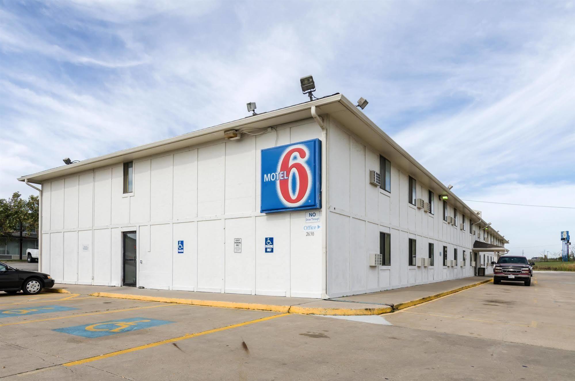 Rodeway Inn Emporia Ngoại thất bức ảnh